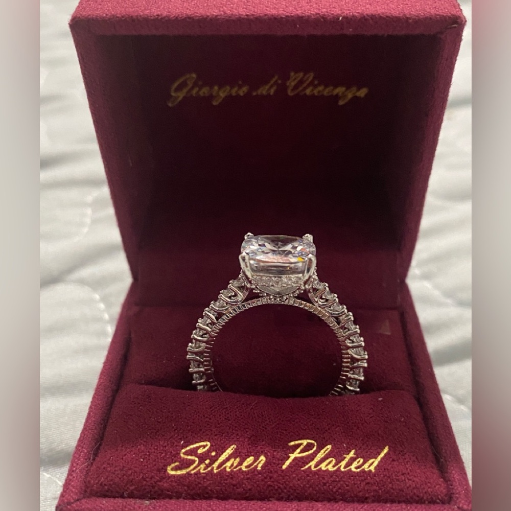 Giorgio Di Vicenza Silver Plated Ring NIB